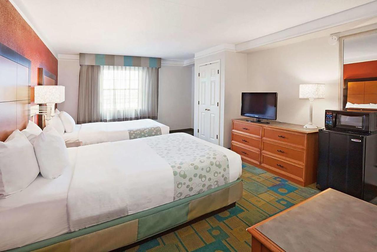 Norwood Inn & Suites Merrillville Eksteriør billede